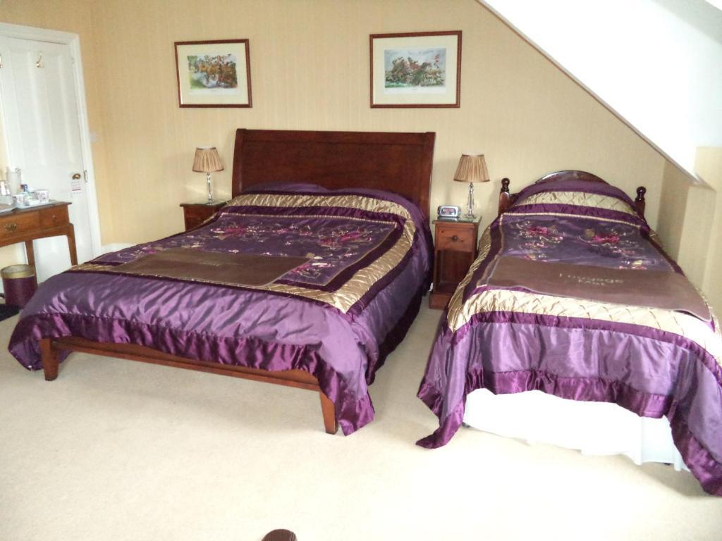 Britten House Lowestoft Room photo