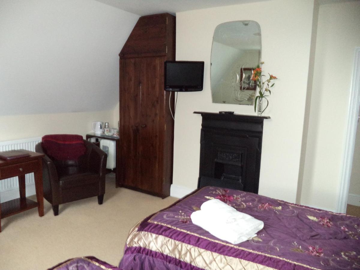 Britten House Lowestoft Room photo